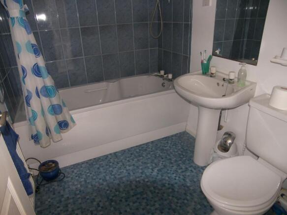 Photo 10