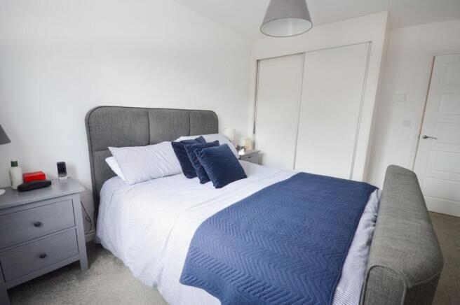 4 bed Detached for sale Image 11