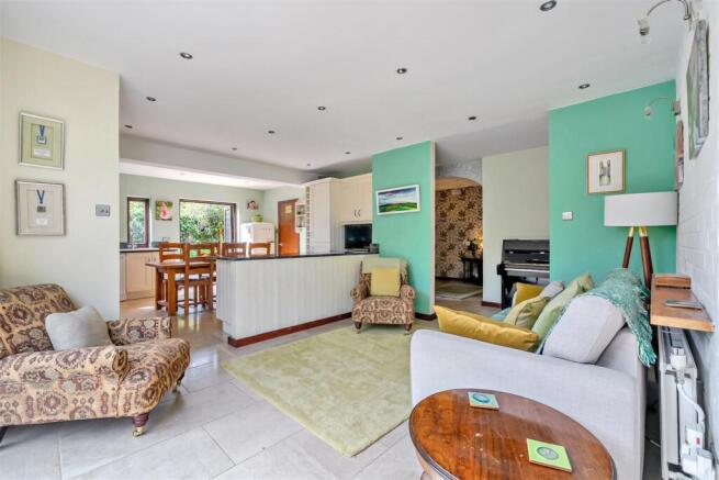 Kitchen / breakfast room
