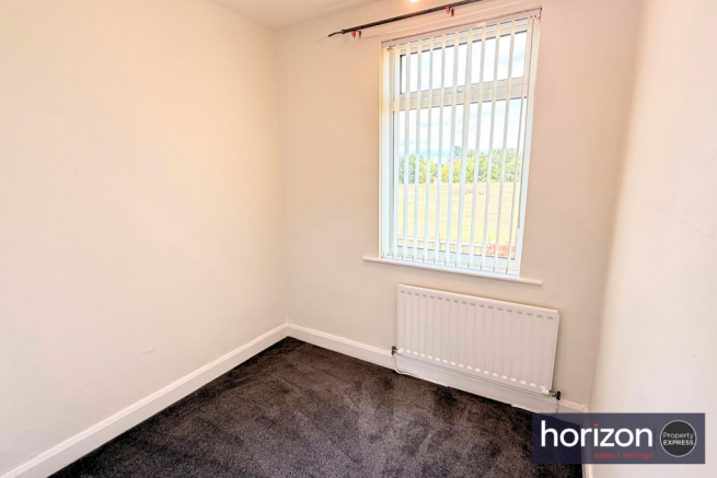 3 bed Terraced for sale Image 11