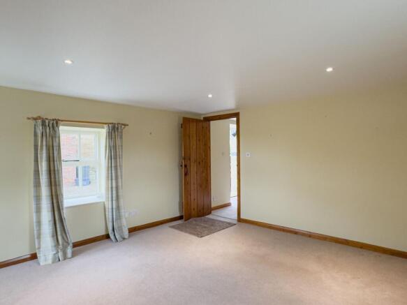 2 bed Cottage to rent Image 6