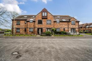 11, Sharman Beer Court, Thame OX9 2DD
