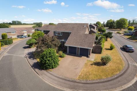 Maplehurst Road, Chichester, PO19