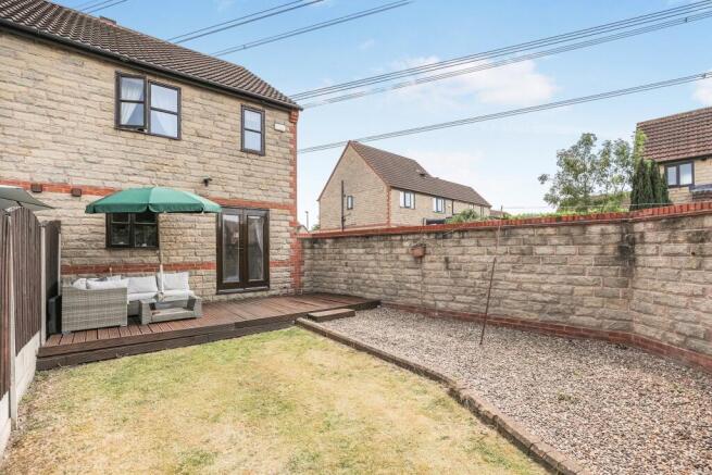 3 bed Semi-Detached for sale Image 9