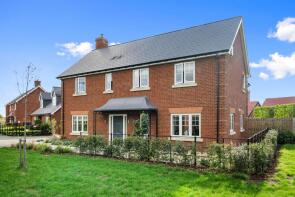 15, Monkham Hill, Pershore WR10 3FE