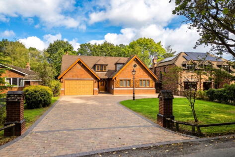 Birchy Close, Dickens Heath