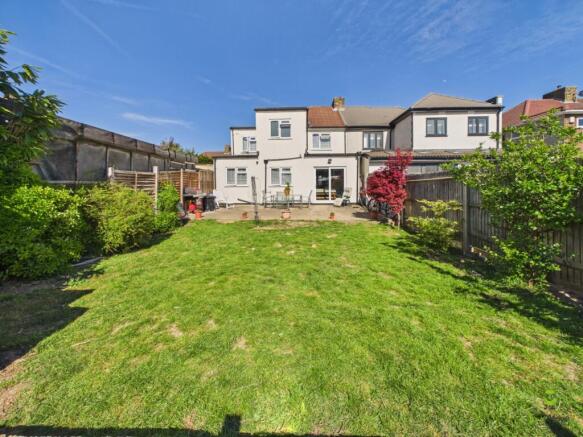 Presented by Clinton at EweMove Bexleyheath and Da