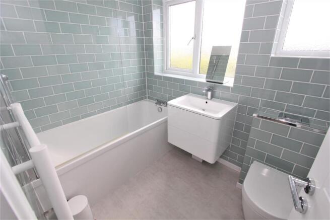 Bathroom.jpg