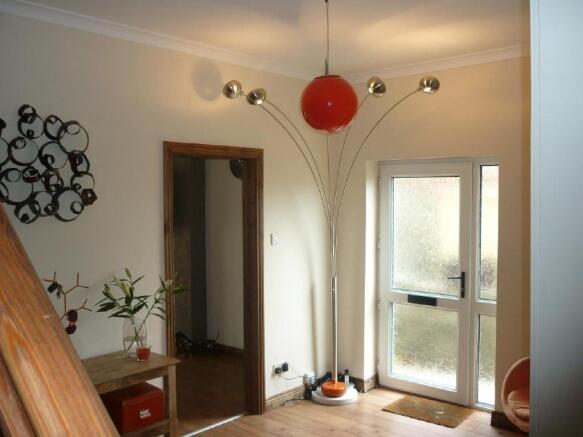 Photo 3