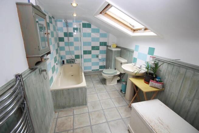 En-suite Bathroom