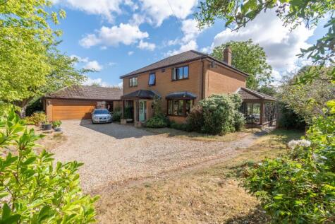 Crown Road, Colkirk, NR21