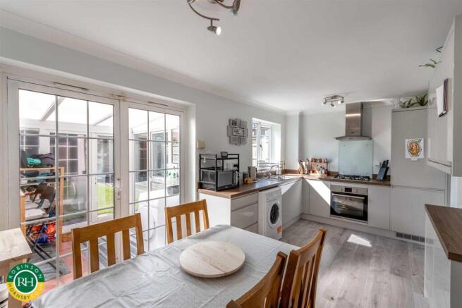 3 bed Detached for sale Image 5