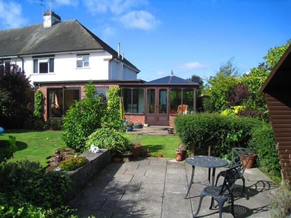 SUPERB REAR GARDEN