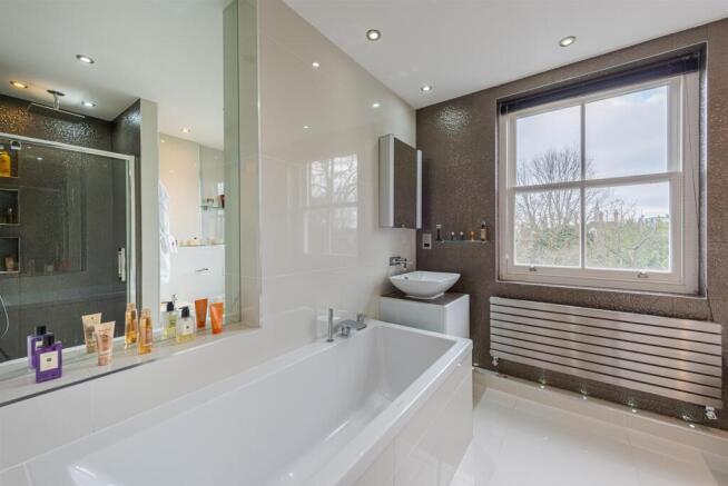 Chalcot Gardens 4A-17-2. Low Res.jpg