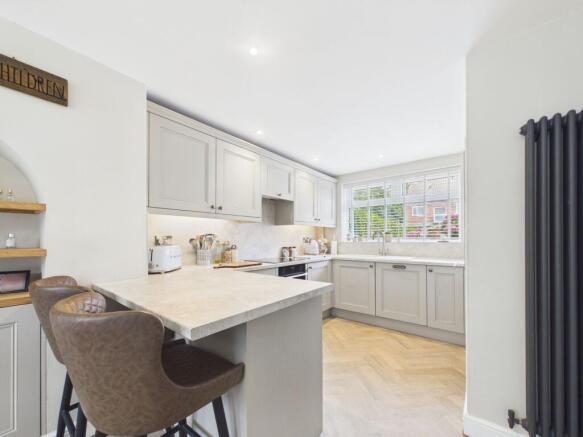 3 bed Semi-Detached for sale Image 7