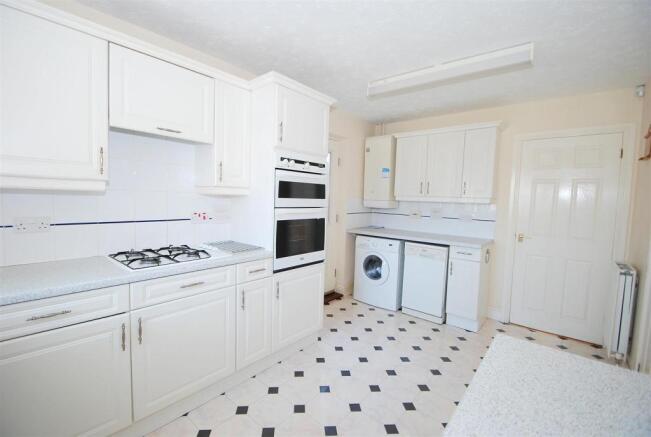 Kitchen C.JPG