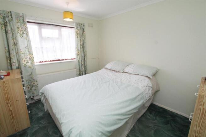 Bedroom 2.JPG