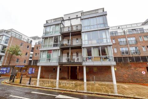 Admiralty Road, Portsmouth, Hampshire