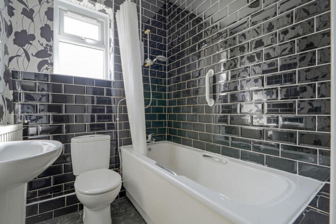 2 bed Terraced for sale Image 9