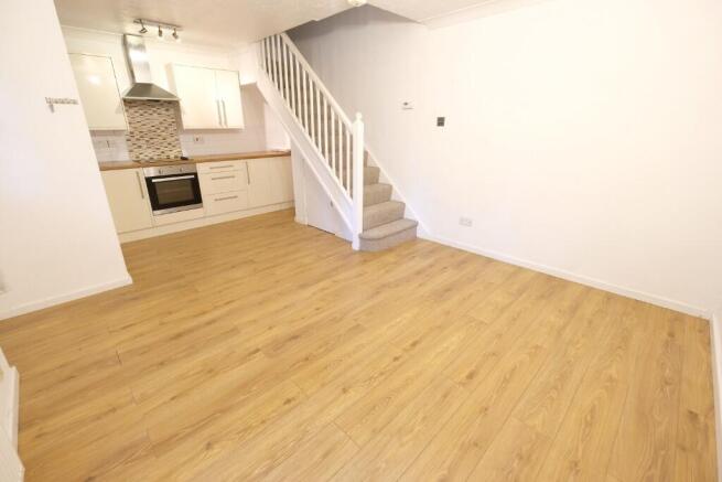 OPEN PLAN ROOM