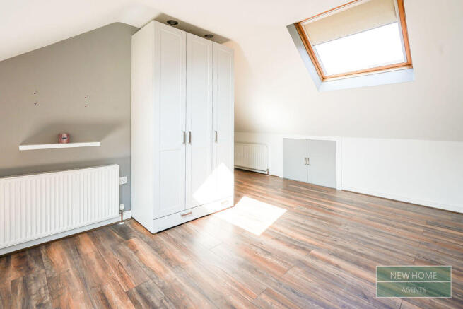 3 bed Terraced for sale Image 11