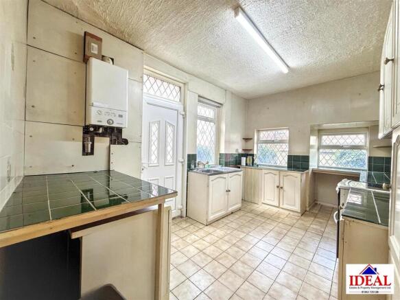 3 bed Terraced for sale Image 6