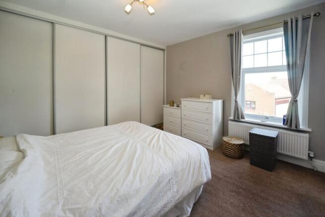 2 bed Terraced for sale Image 10