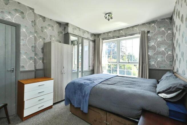 3 bed Semi-Detached for sale Image 9