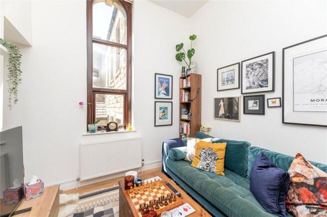 2 bed Apartment for sale Image 4