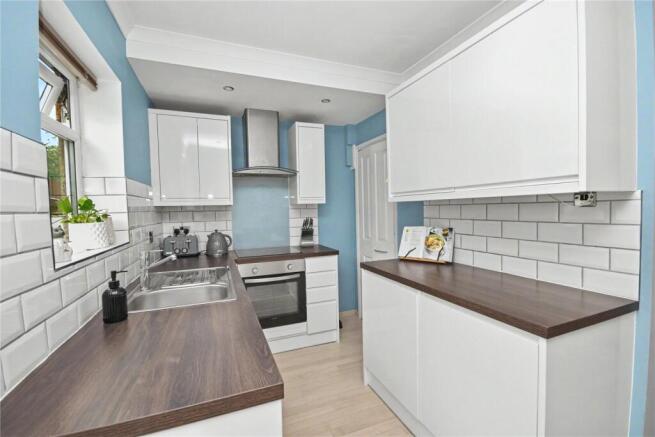 3 bed Semi-Detached for sale Image 4