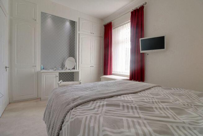 Bedroom 1 (Double)