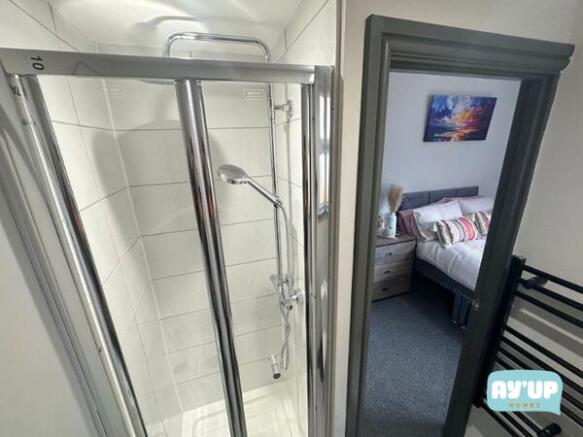 1 bed House Share to rent Image 4