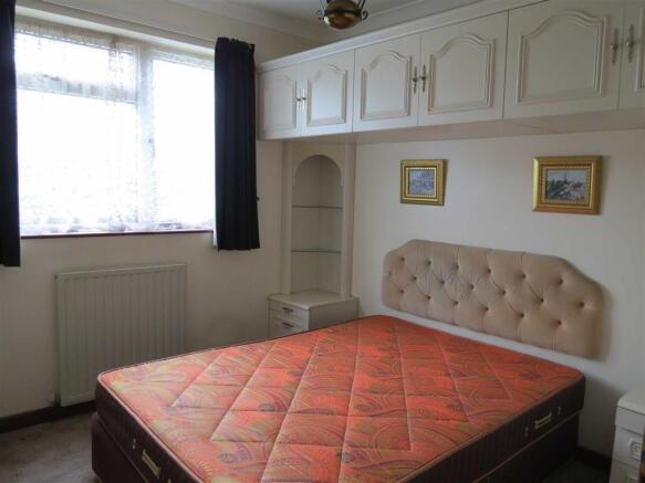 Bedroom: