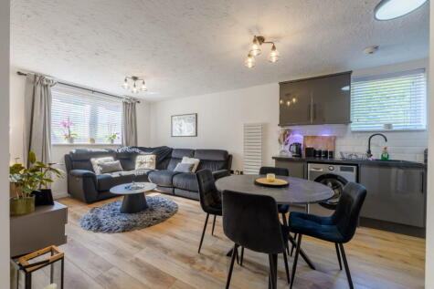 Callowbrook Lane, Rednal, Birmingham, B45 9HZ