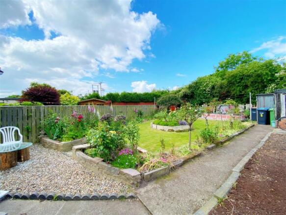 Garden 2.jpg