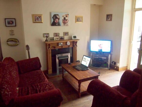 Photo 3