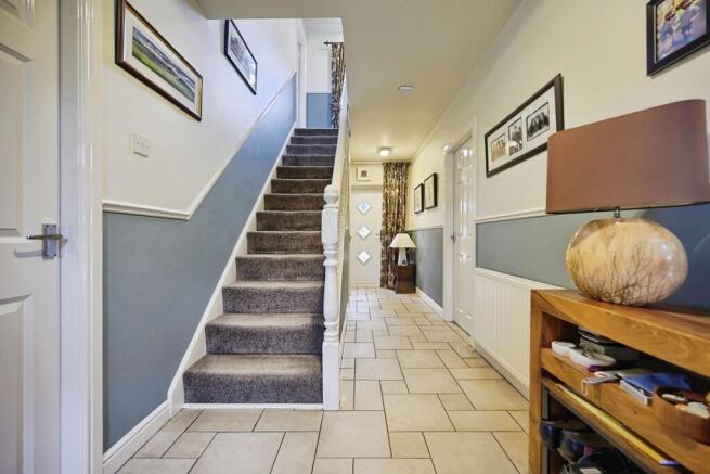 6 bed Detached for sale Image 10