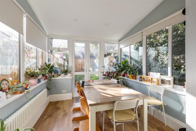 Queens Grove Road, E4