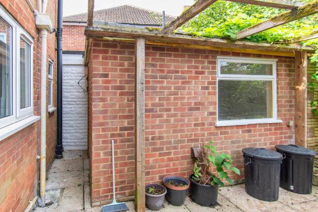 Workshop/ Utility Room