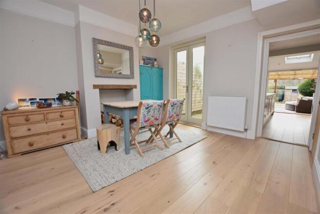 Dining Room.JPG