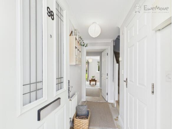 CAM03640G0-PR0058-STILL002