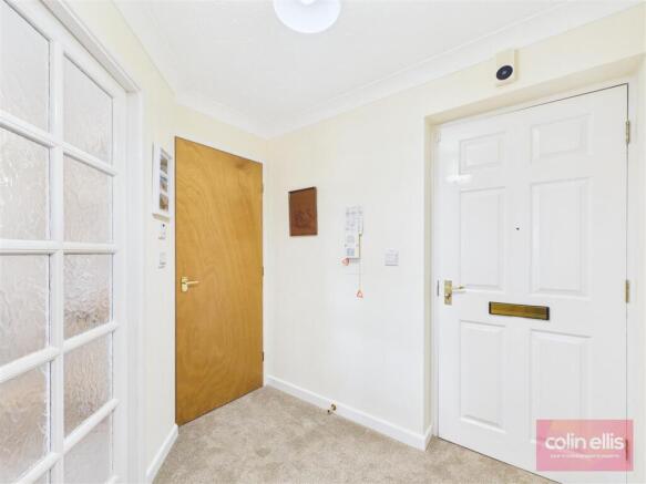 1 bed Flat for sale Image 9