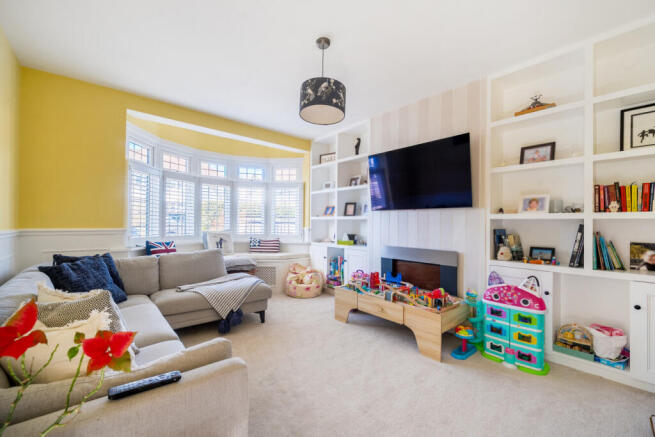 1421199-12-69a5d4...