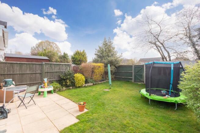 Cadwell Drive, Maidenhead, SL6 photo 3