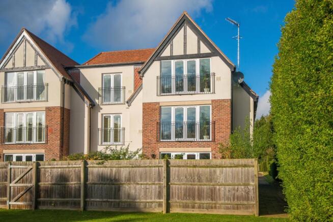 Top Floor Flat