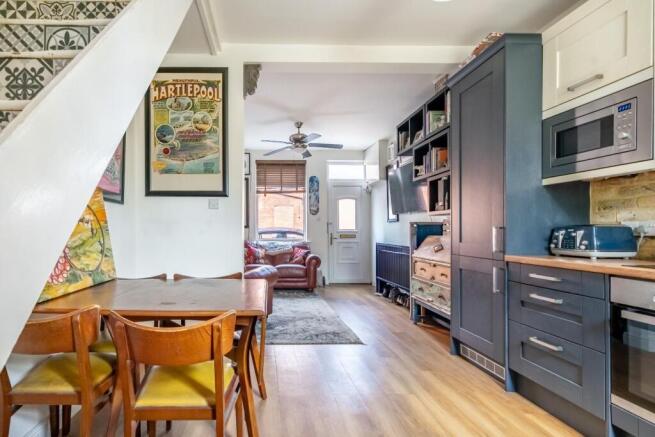 2 bed Terraced for sale Image 9