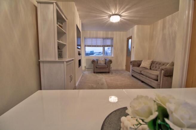 Open Plan Lounge and Diner