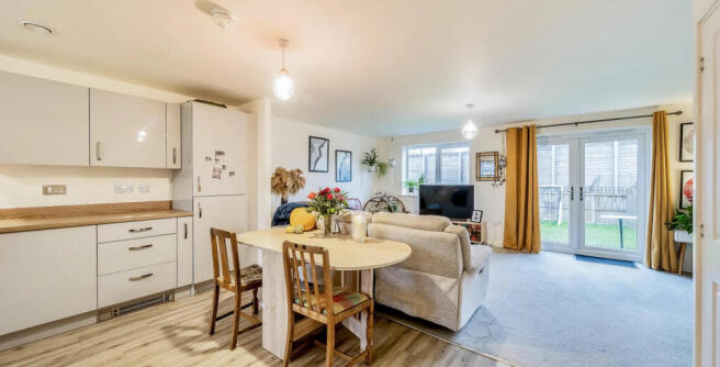 Parkhall Drive, Askern, Doncaster, DN6 photo 4