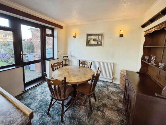 Harpur Crescent, Alsager, ST7 photo 5