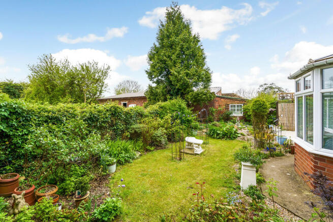 68779_Rosedene Sw...